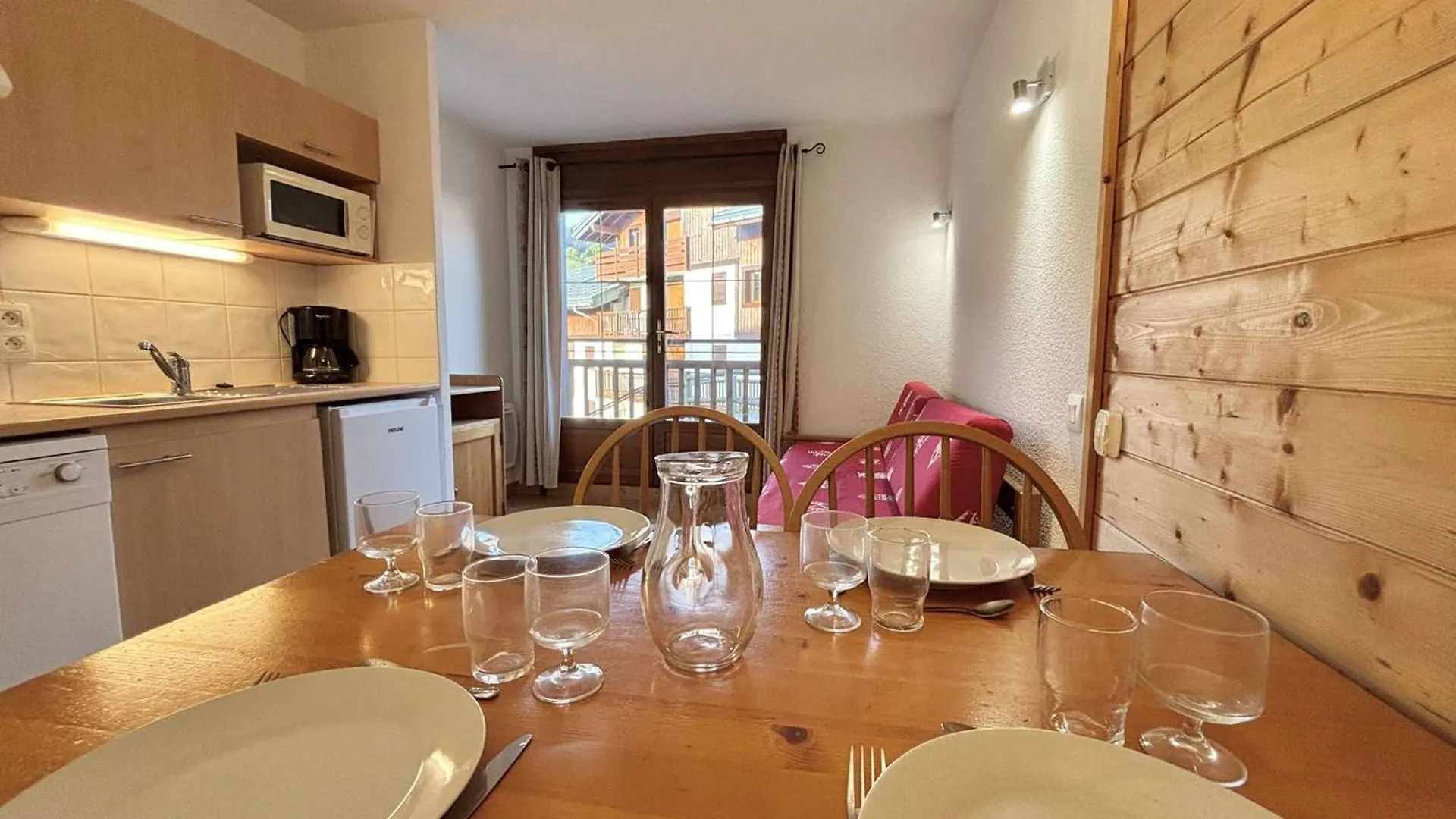 Daire Appartement 2 Pieces A Flumet, Aux Pieds Des Pistes, Piscine, Animaux Bienvenus, Parking Inclus - Fr-1-603-111 Fransa
