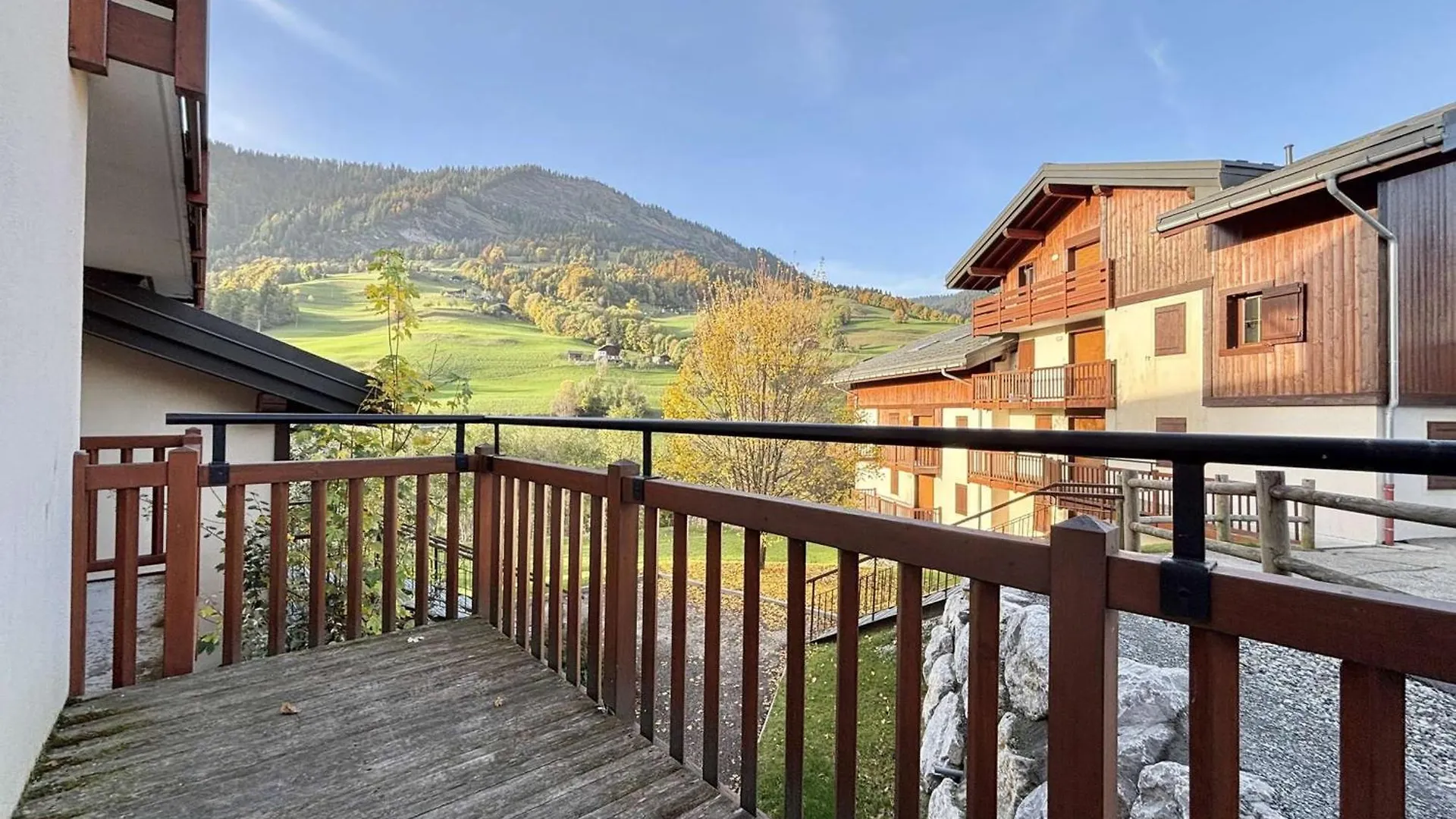 Appartement 2 Pieces A Flumet, Aux Pieds Des Pistes, Piscine, Animaux Bienvenus, Parking Inclus - Fr-1-603-111